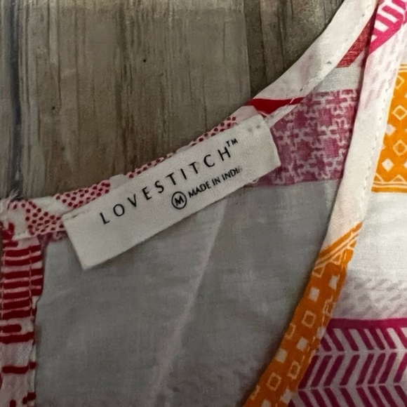 LOVESTITCH Thea Ruffled Top
Size Medium - Picture 4 of 4